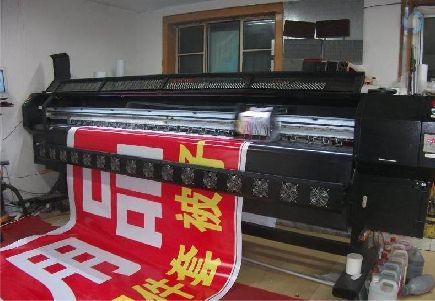 金秀喷绘广告分辨率是多少？